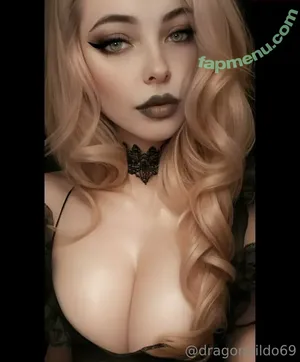  nude photo #0005
