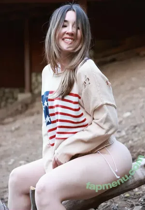  nude photo #0008