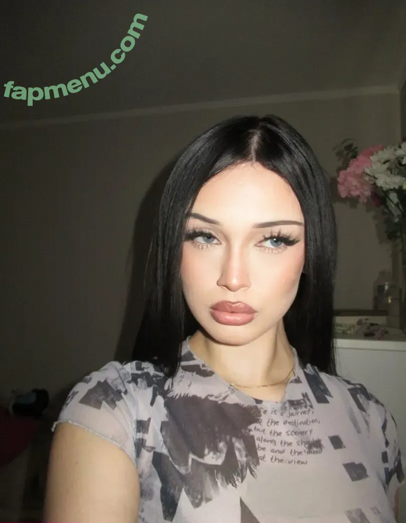 drinkswithdee nude photo #0022 (drinkswithdee)
