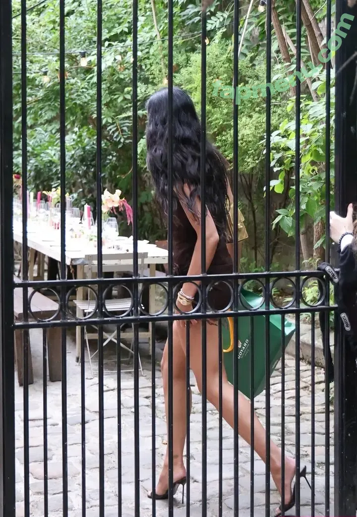 Dua Lipa nude photo #9338 (dualipa / newsong)