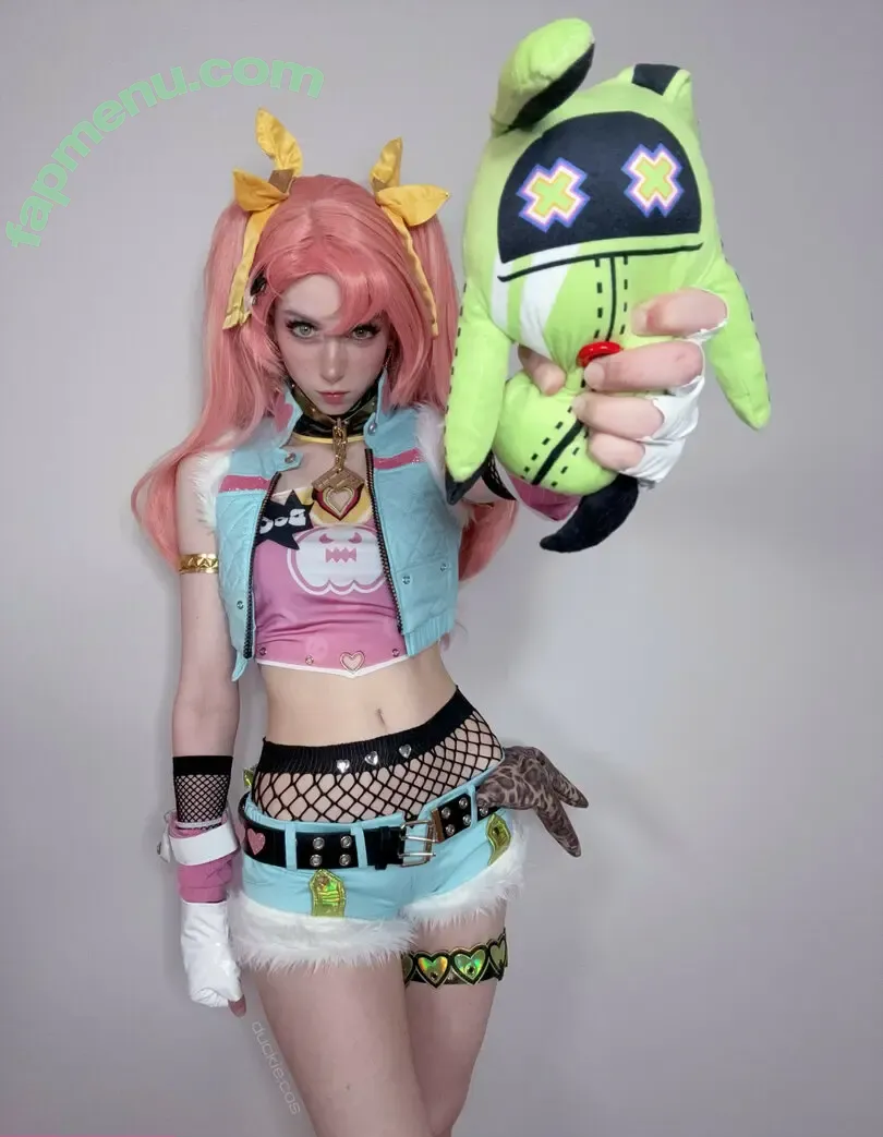 Duckie.Cos nude photo #0342 (Lexi / darlingducky / duckie_cos)