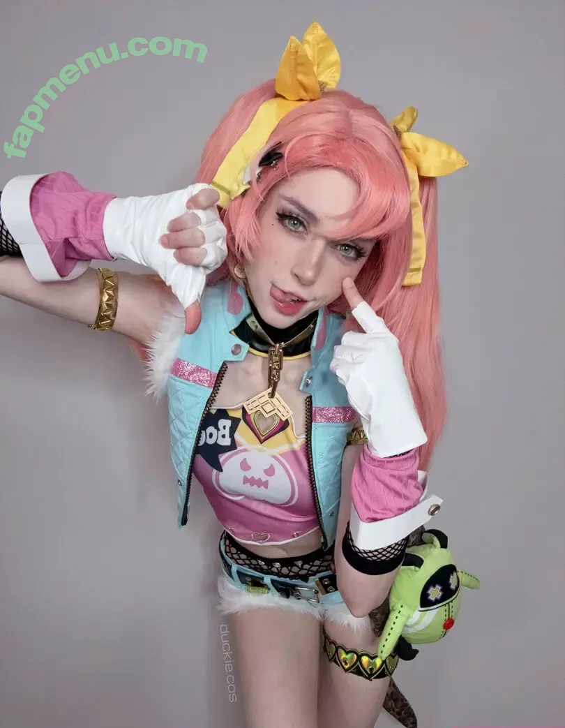 Duckie.Cos nude photo #0344 (Lexi / darlingducky / duckie_cos)