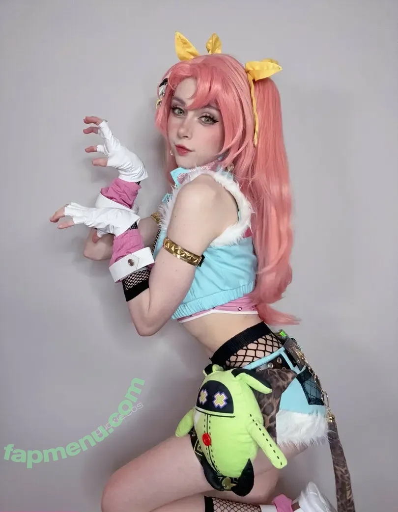 Duckie.Cos nude photo #0345 (Lexi / darlingducky / duckie_cos)