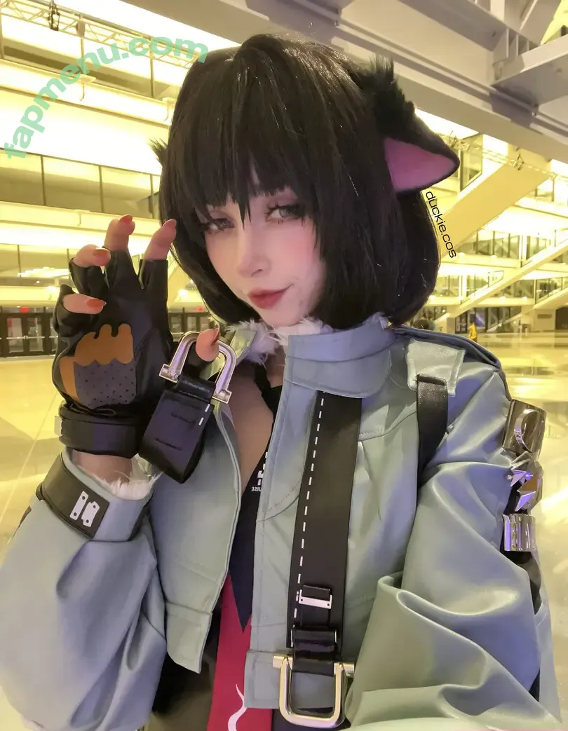 Duckie.Cos nude photo #0404 (Lexi / darlingducky / duckie_cos)