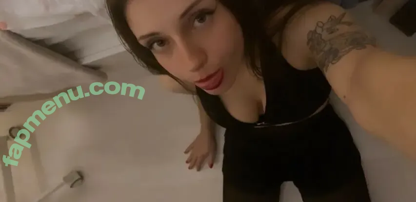 Duckiedoll nude photo #0039 (Duckiedoll)