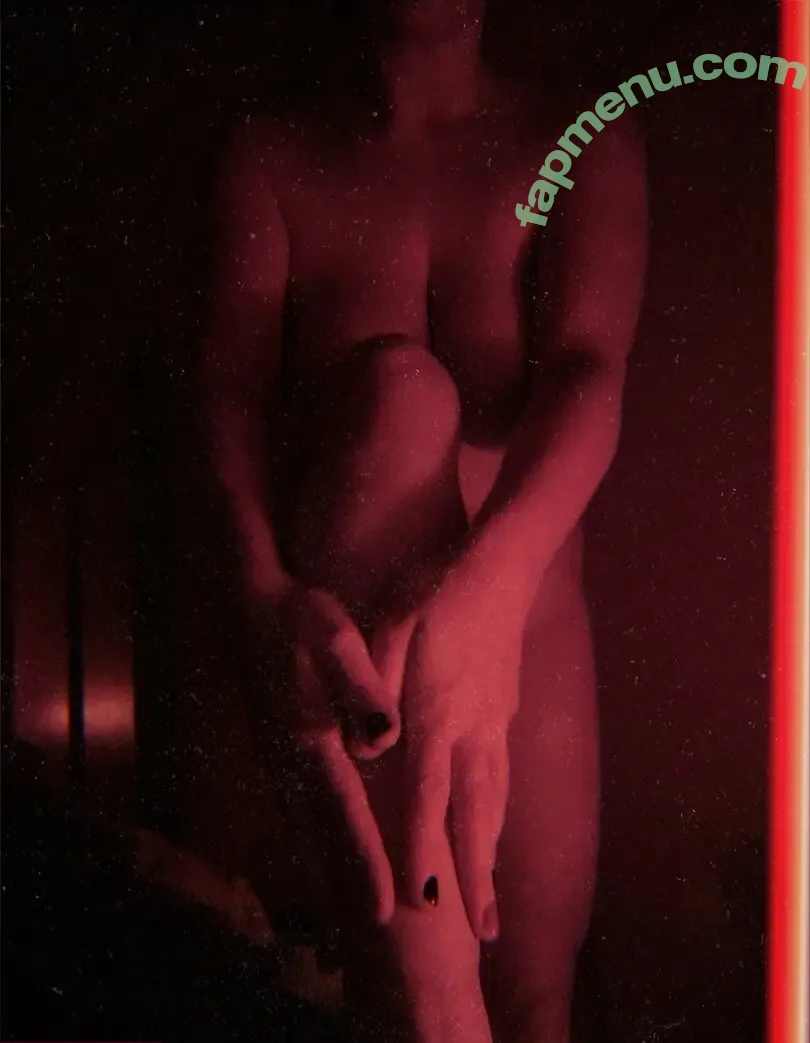 dunixe nude photo #0030 (duniixe)