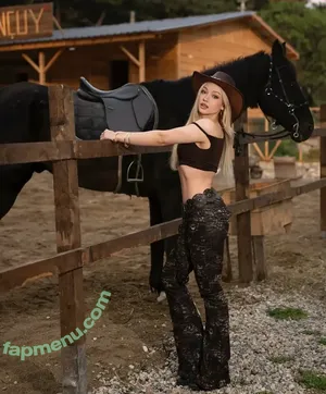 Duygu German / duygu.grmn nude photo #0029