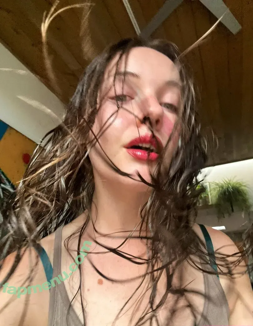 earth2lilah nude photo #0011 (Earthtolilah / earth2lekessia / reel)