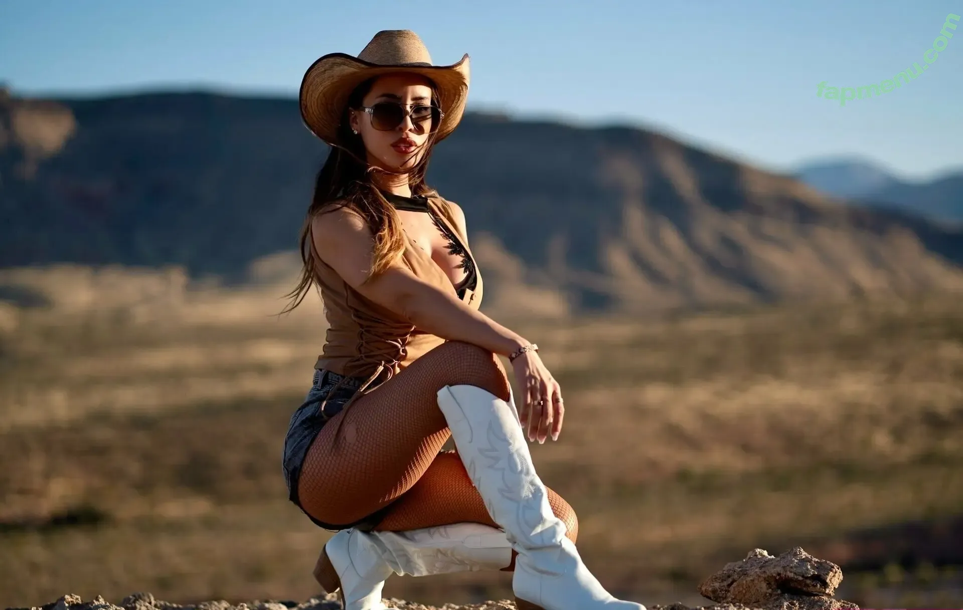 earthlyalien nude photo #0128 (_earthlyalien_)