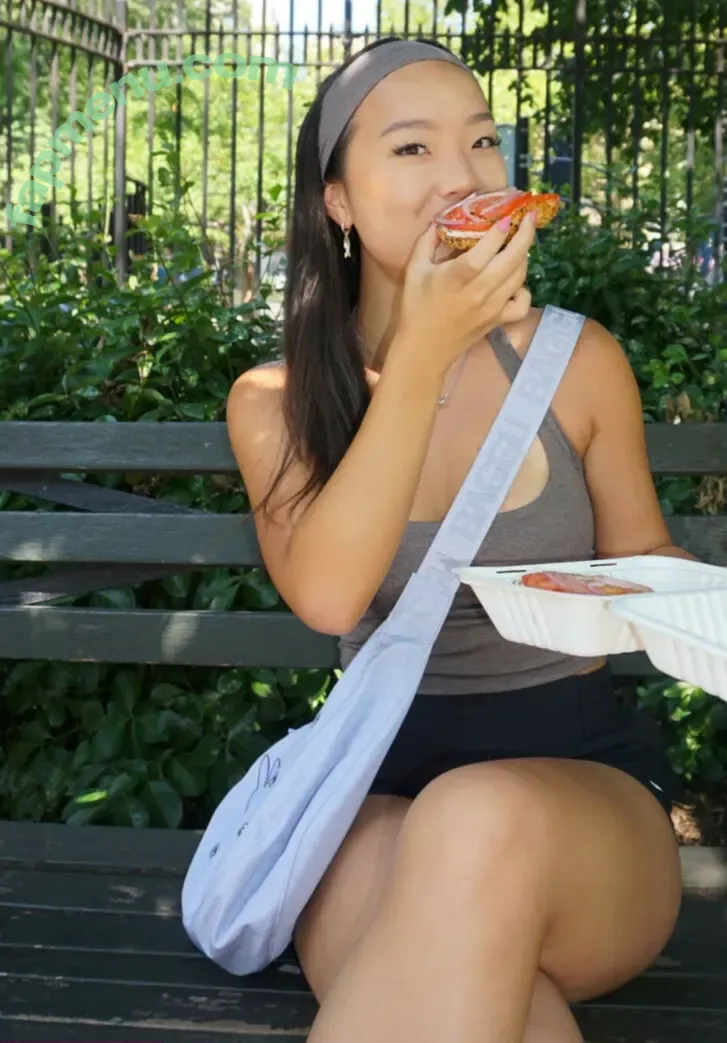 eatingalonediaries nude photo #0172 (khaleesi420eats)
