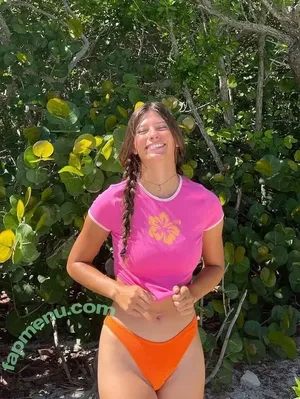 ebakesgolf / erikabakerr / irlandasanchez nude photo #0082