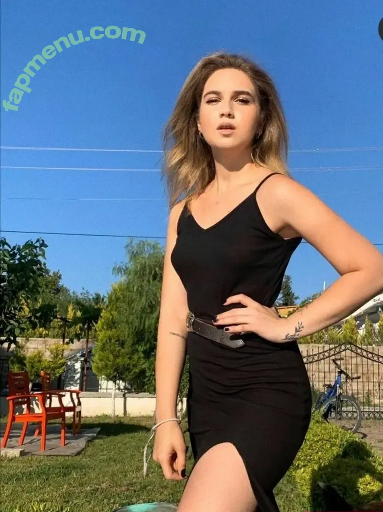 Ece Mumay nude photo #0005 (Ece Mumay)