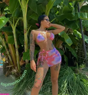  nude photo #0005