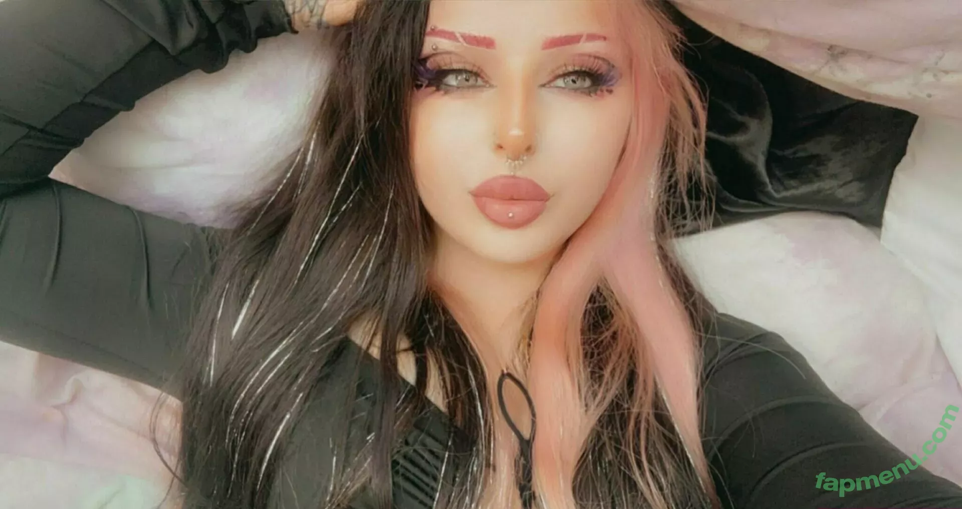 edenivyxo nude photo #0177 (edenivyxx)