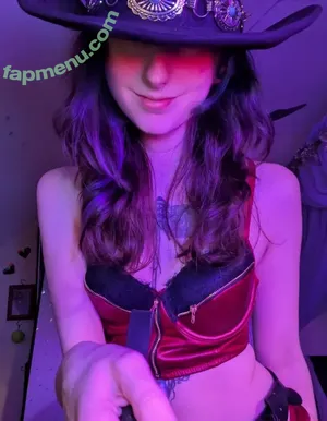 edgykittykat / Knightly / The_Waaa / edgy.kitty nude photo #0046