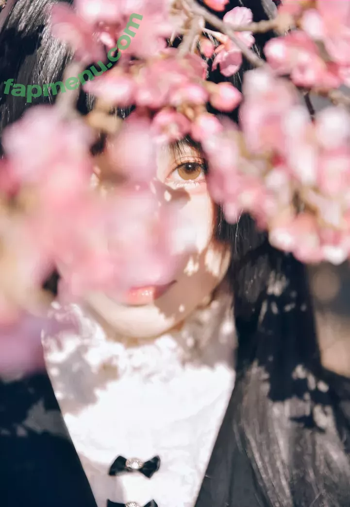 eeelyeee nude photo #1234 (Ely Cosplay / Ely_eee)