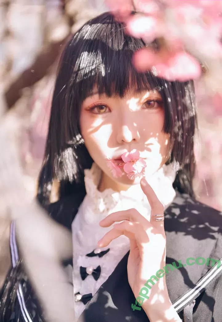eeelyeee nude photo #1243 (Ely Cosplay / Ely_eee)