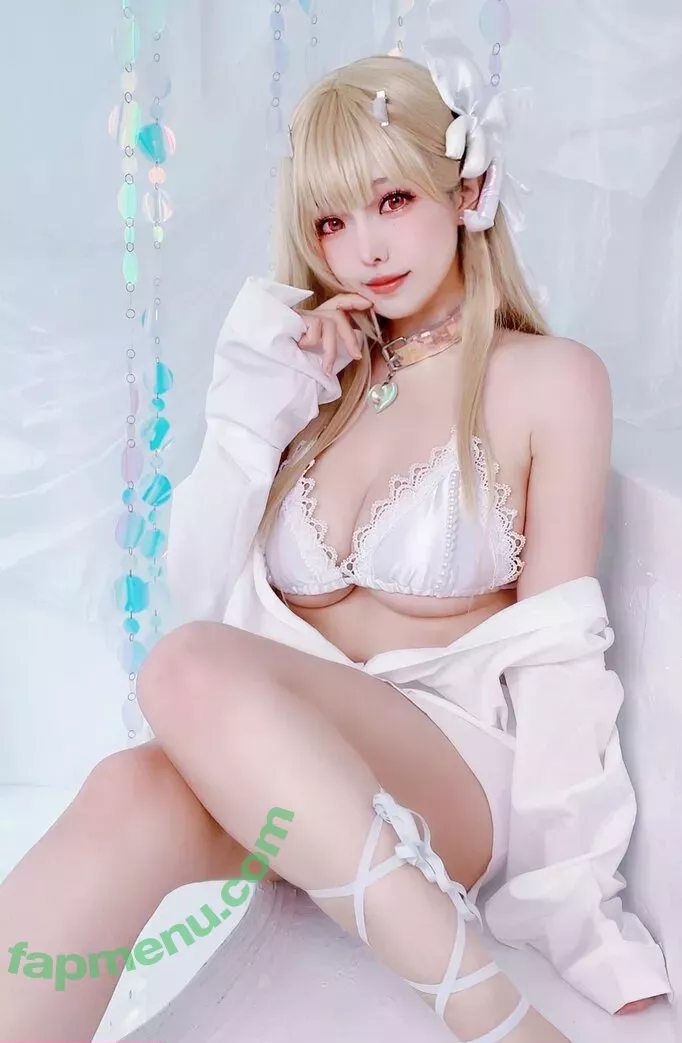 eeelyeee nude photo #1289 (Ely Cosplay / Ely_eee)