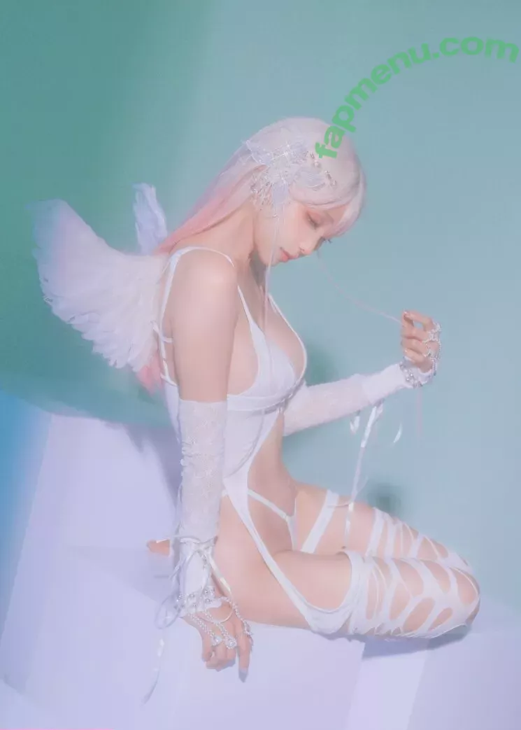 eeelyeee nude photo #1322 (Ely Cosplay / Ely_eee)