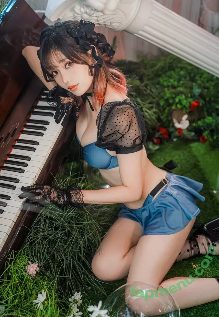 eeelyeee nude photo #1340 (Ely Cosplay / Ely_eee)
