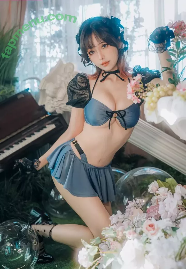 eeelyeee nude photo #1341 (Ely Cosplay / Ely_eee)