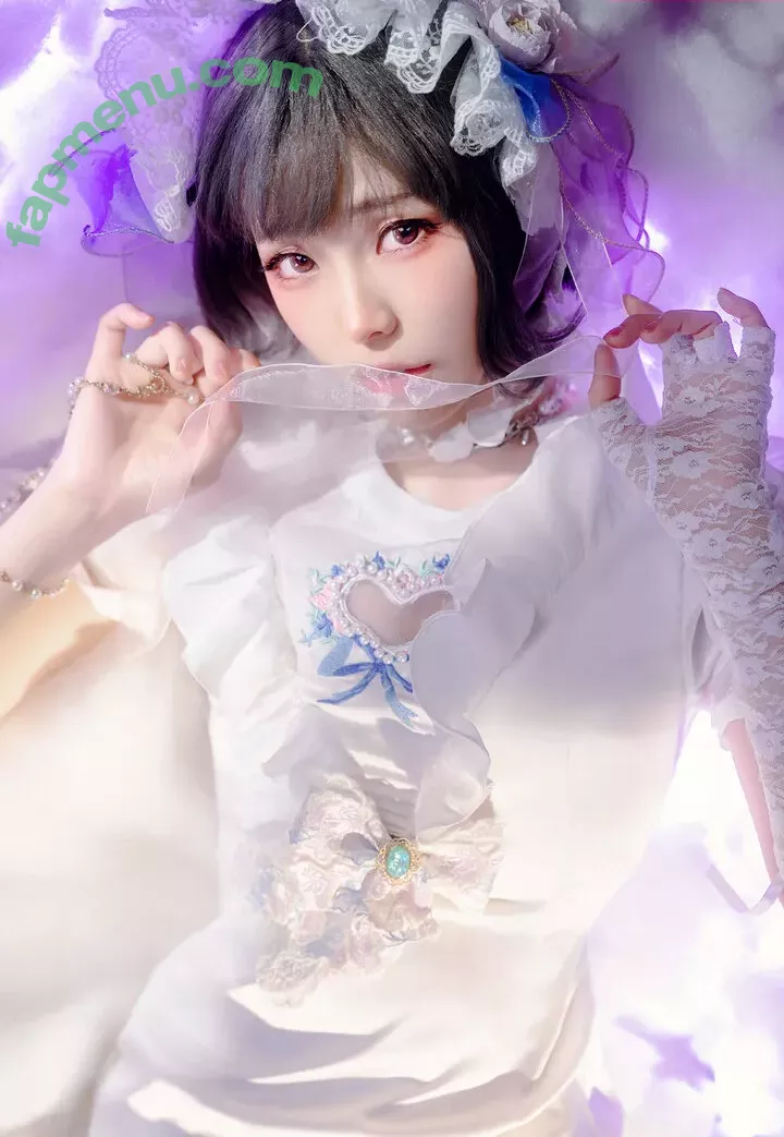 eeelyeee nude photo #1343 (Ely Cosplay / Ely_eee)