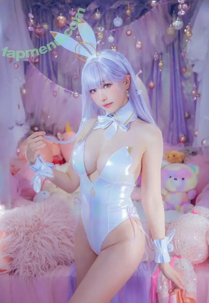 eeelyeee nude photo #1386 (Ely Cosplay / Ely_eee)