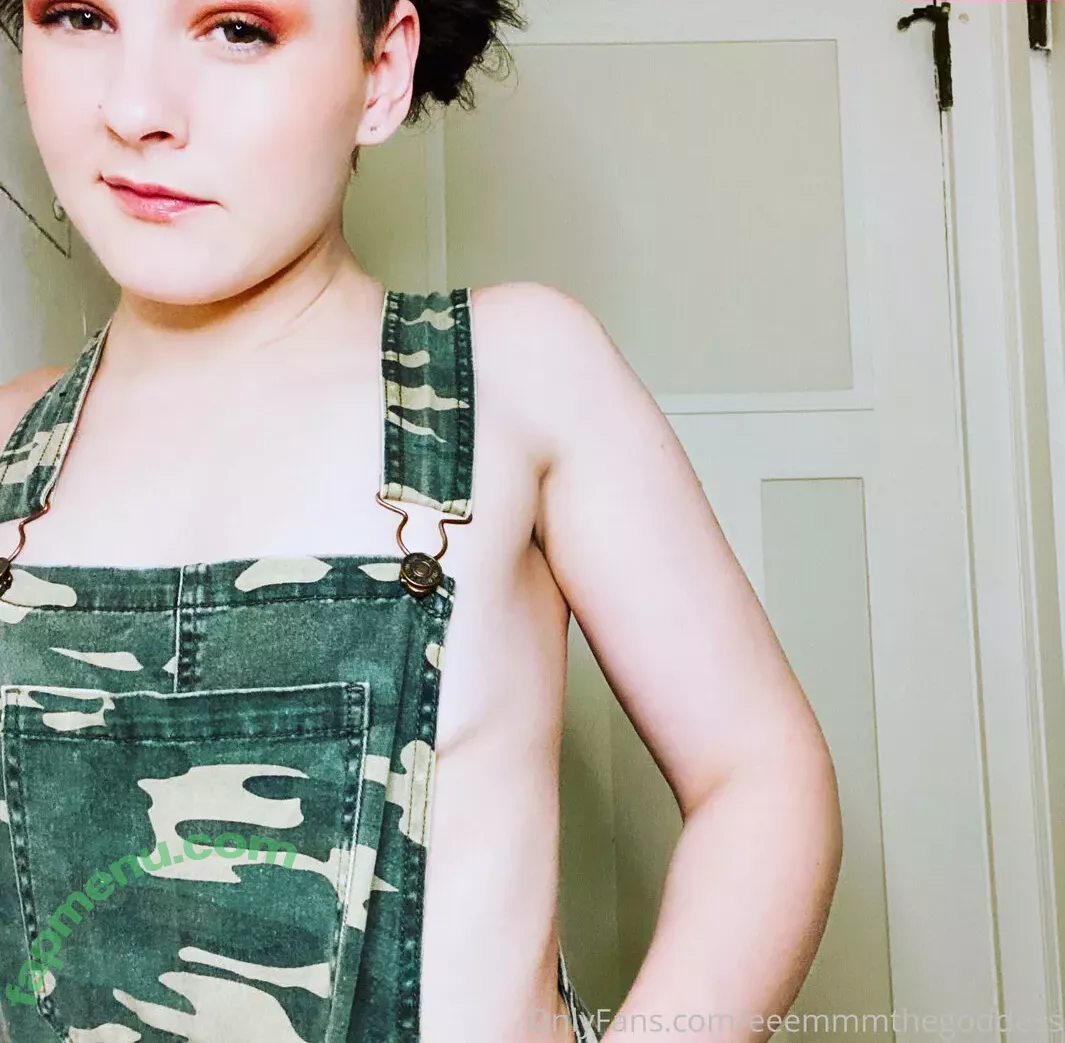 eeemmmthegoddess nude photo #0004 (eeemmmthegoddess)