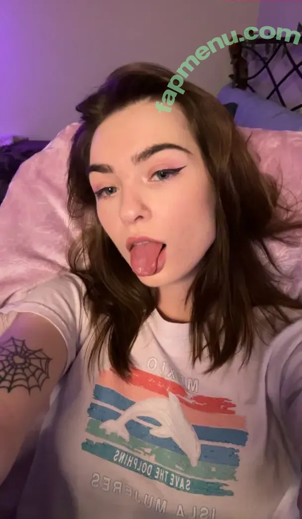 egirlMo nude photo #0008 (egirlm0 / queen_egirl27)