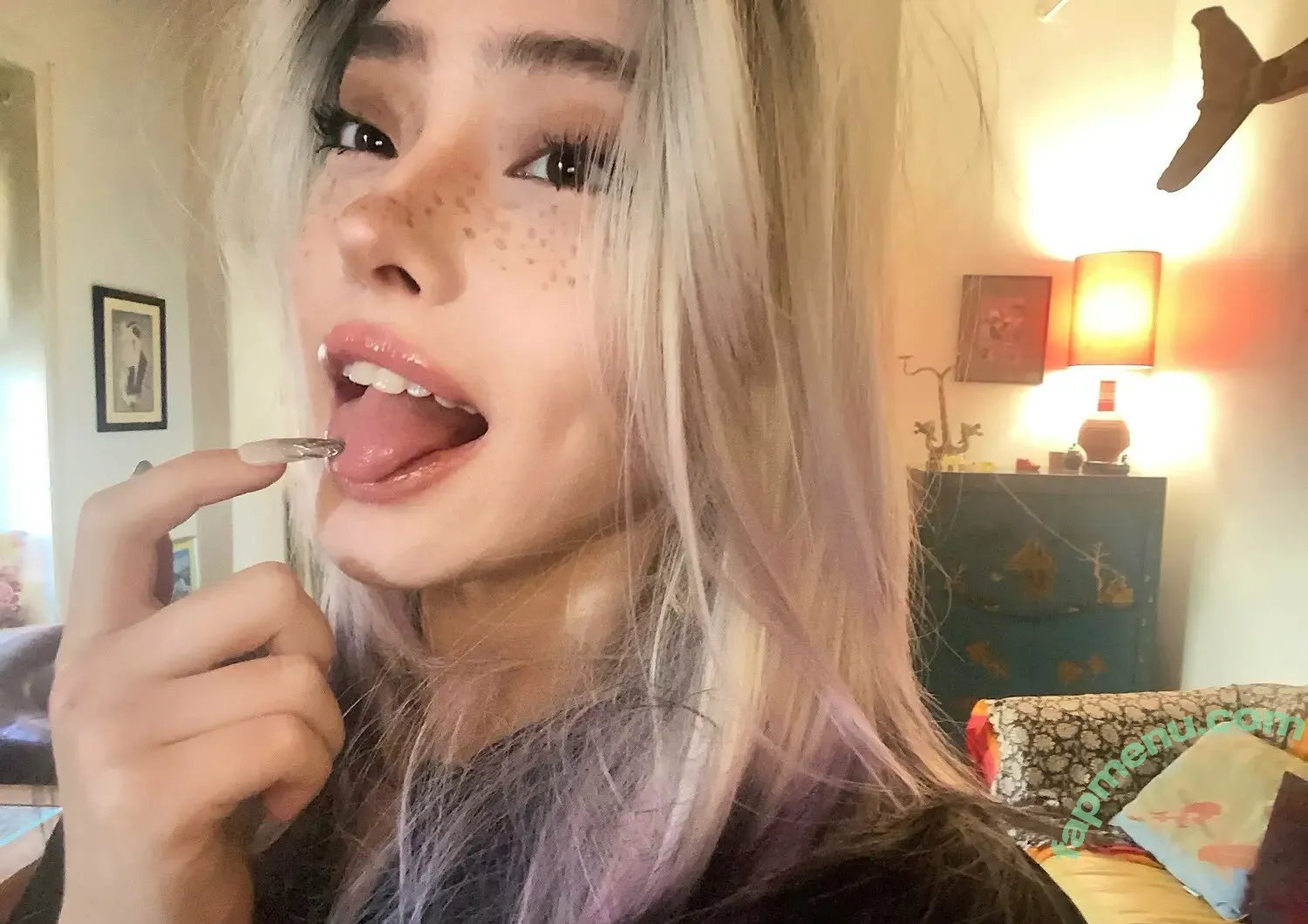 Eieniffy nude photo #0025 (Eieniffy)