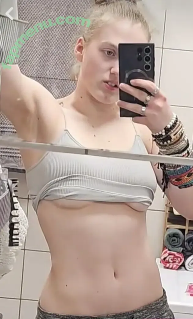 einfachnurchristiinaa nude photo #0143 (einfachnurchristiinaa)