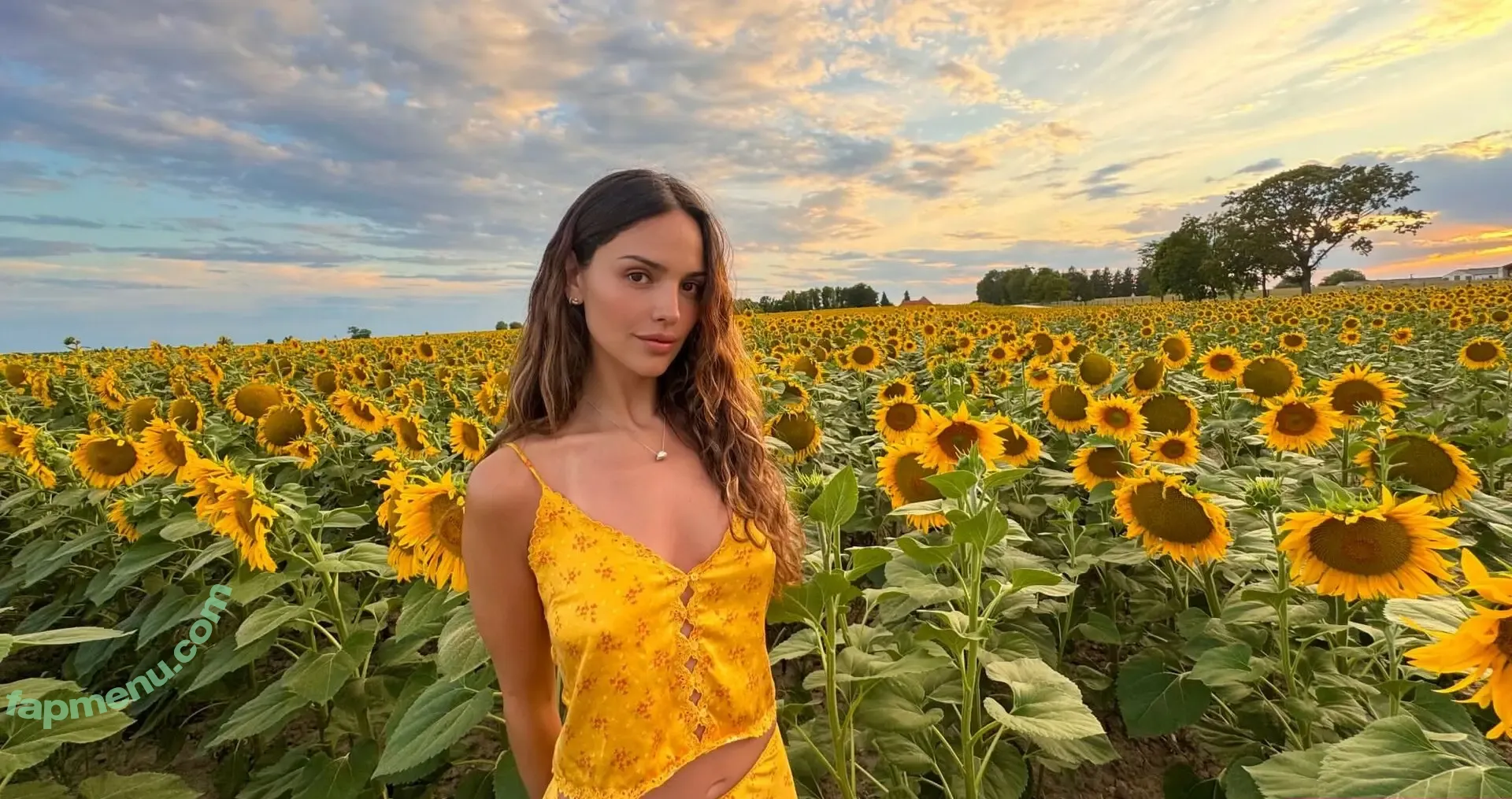 Eiza Gonzalez nude photo #2508 (eizagonzalez / elisagonz)