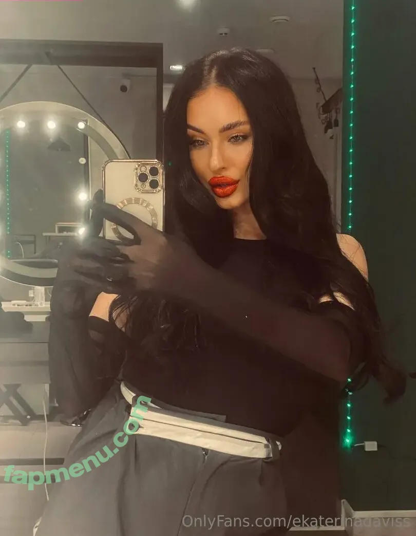 ekaterinadaviss nude photo #0011 (ekaterinadaviss)