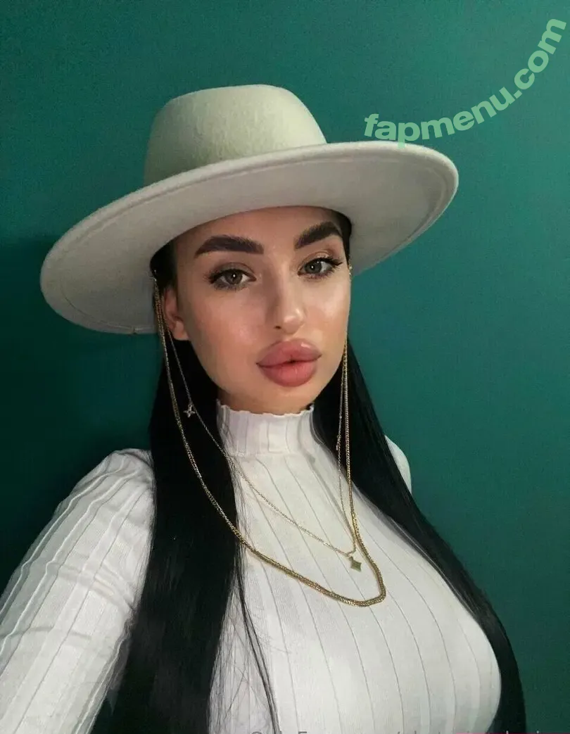 ekaterinadaviss nude photo #0012 (ekaterinadaviss)