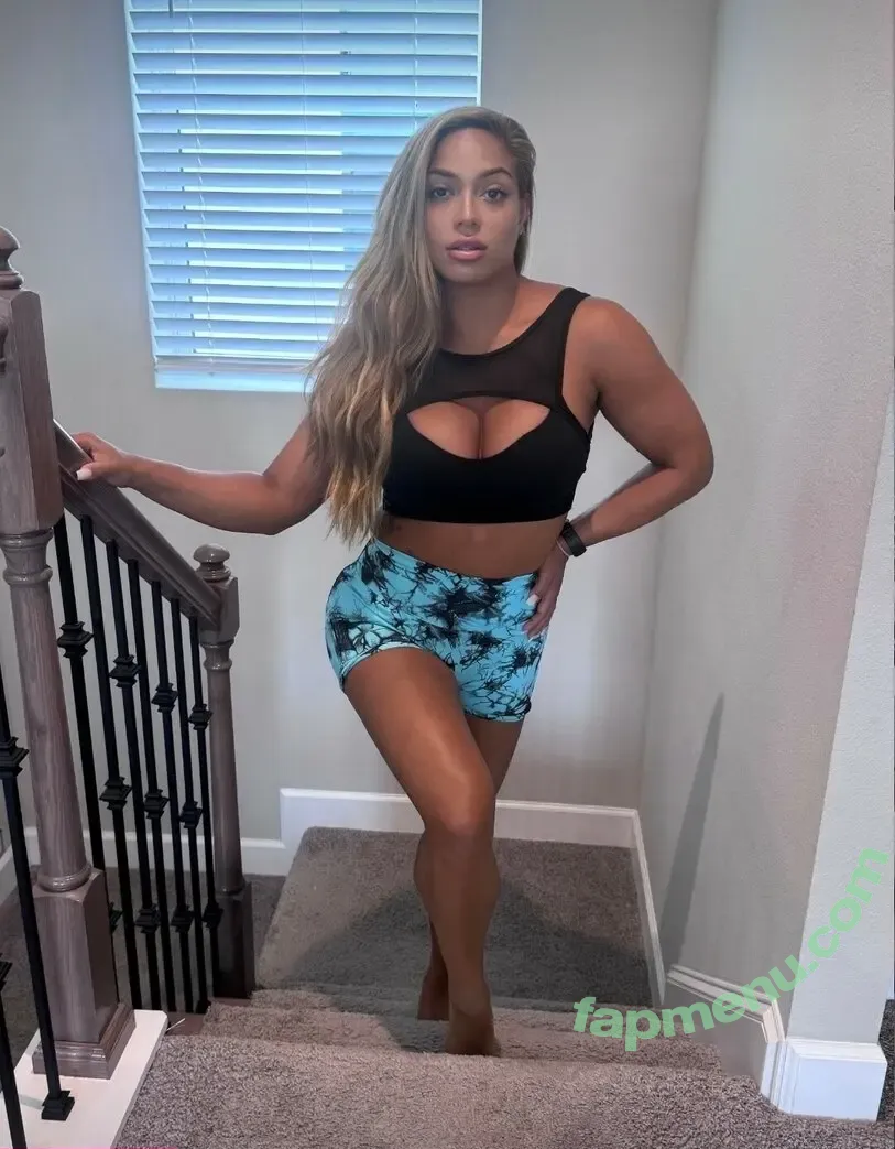 Elektra Lopez nude photo #0016 (elektralopezwwe)