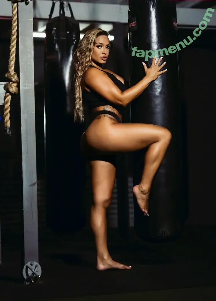Elektra Lopez nude photo #0002 (elektralopezwwe)