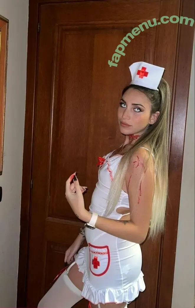 elemanconi nude photo #0004 (eleonoramanconi)