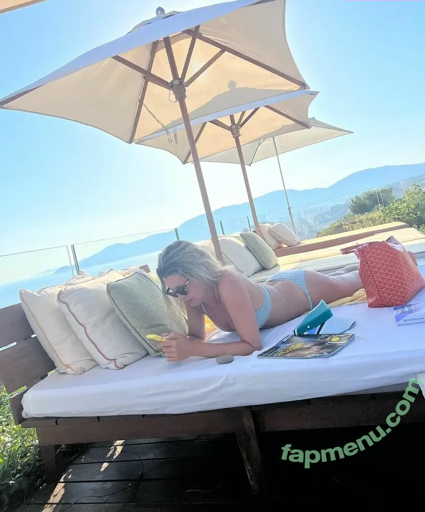 Elena Barolo nude photo #0022 (elenabarolo)