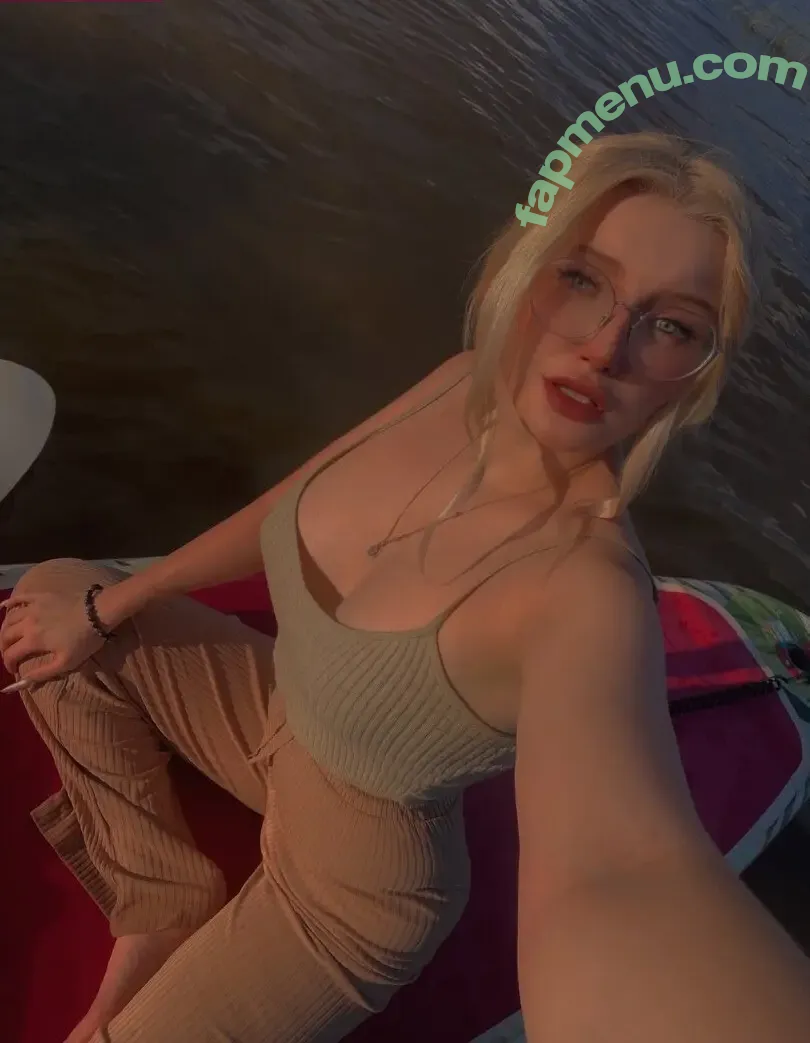 Elena Kyalviyainen nude photo #0034 (Elena Kyalviyainen)