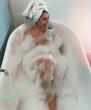  nude photo #0003