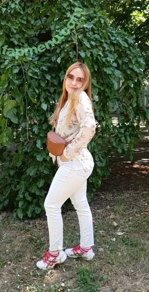  nude photo #0008