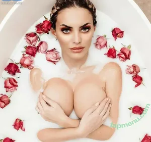  nude photo #0007