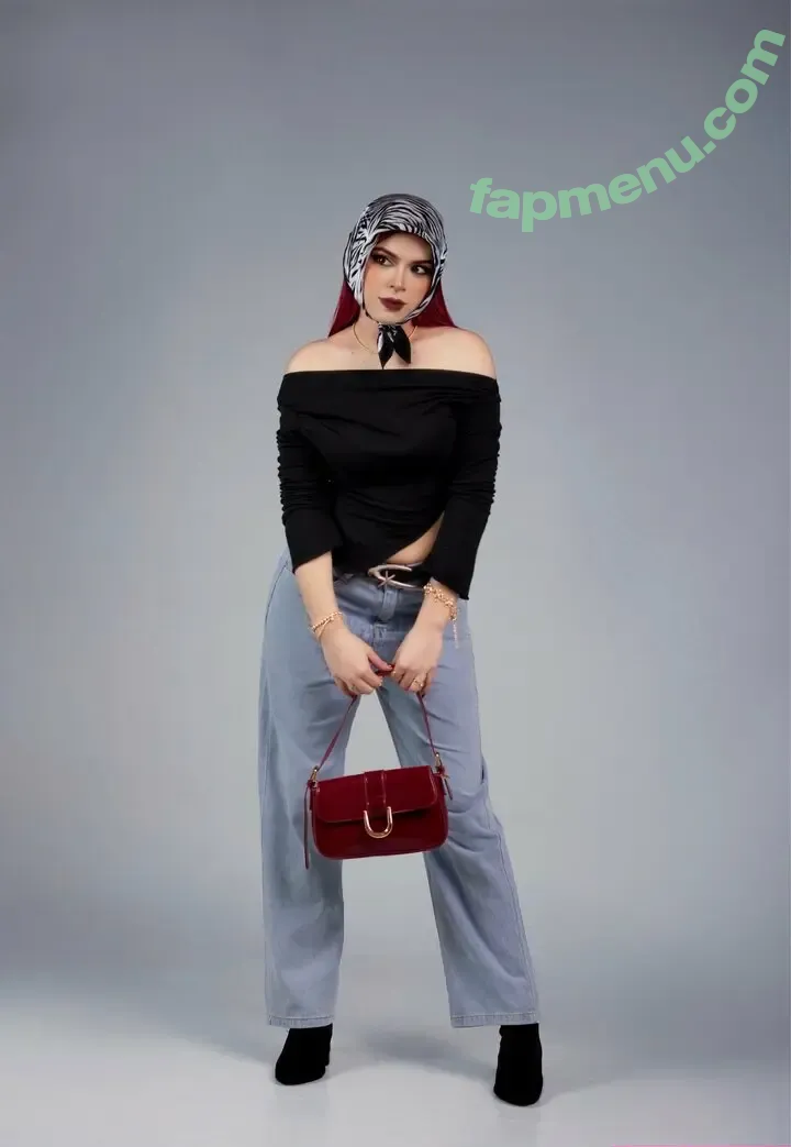 eletits nude photo #0038 (elitenetflix)