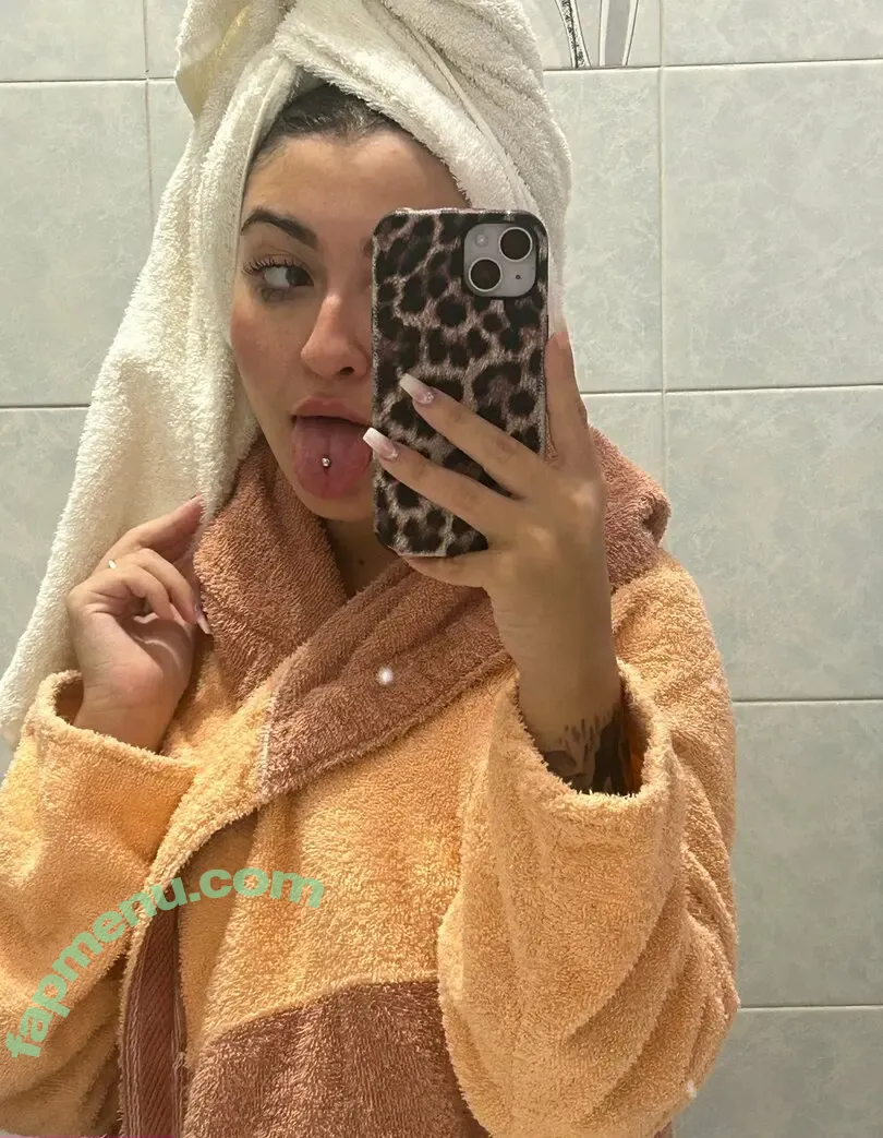 eli.lovel nude photo #0003 (eli_try)