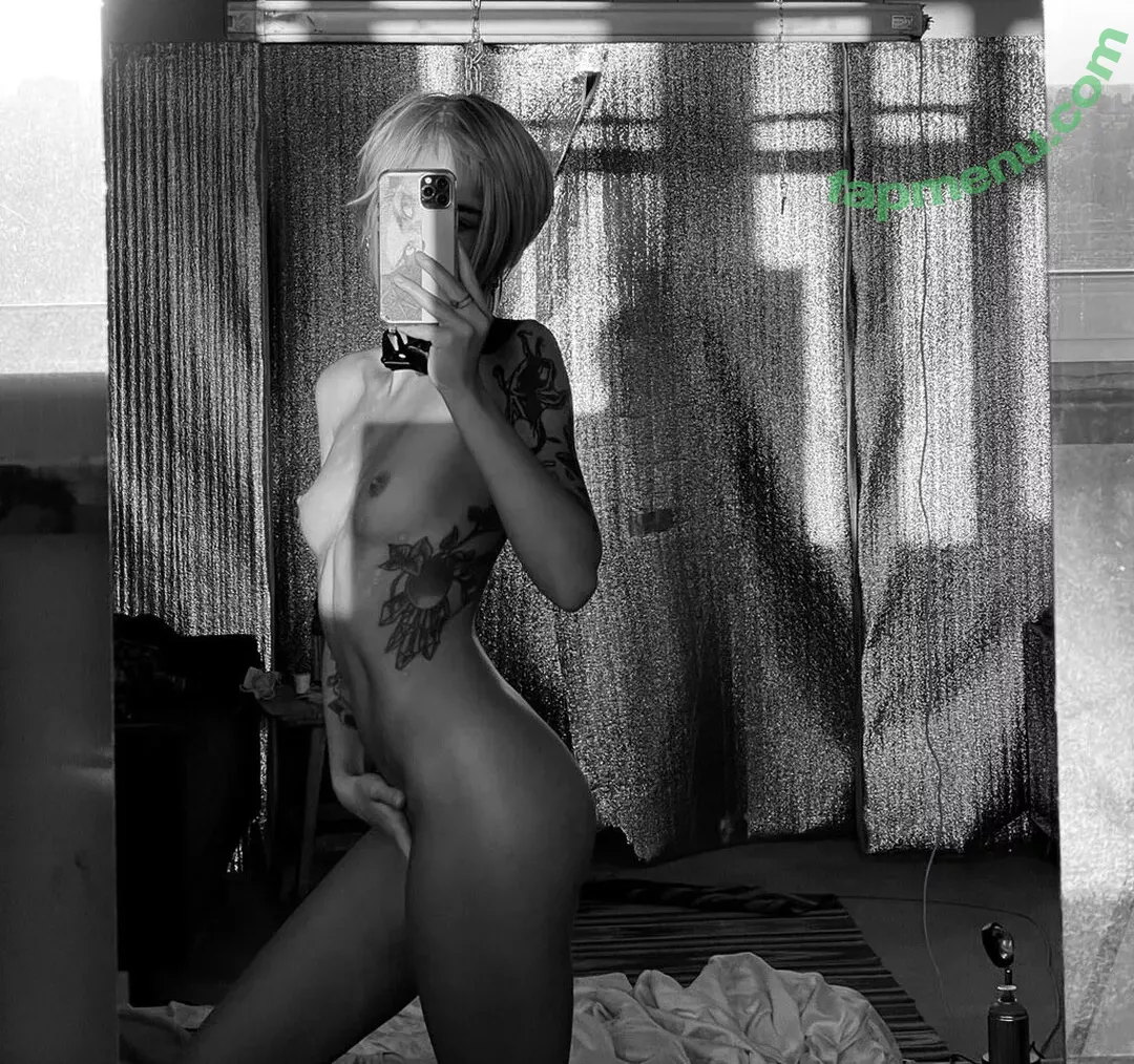 eliaeventova nude photo #0005 (elia7even / minieventova)