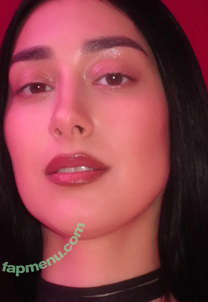 Elif Demirezer nude photo #0012 (Elif Demirezer)