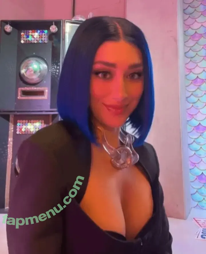 Elif Demirezer nude photo #0013 (Elif Demirezer)