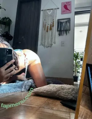  nude photo #0005
