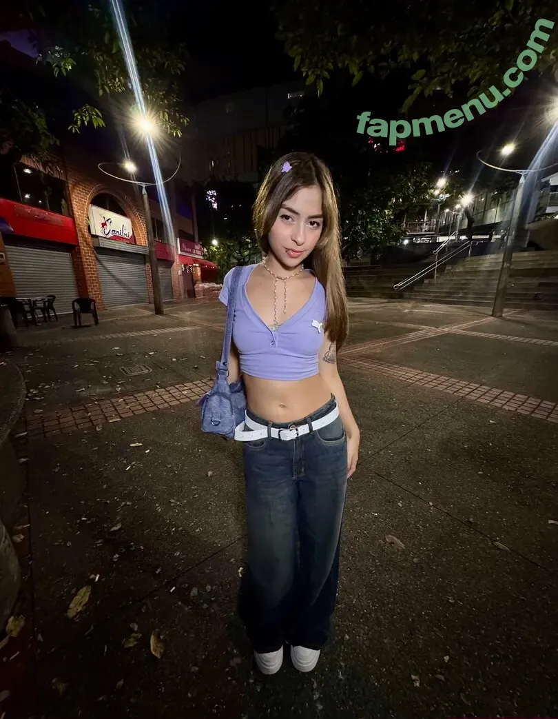 elipetitt nude photo #0132 (elipetitt_)