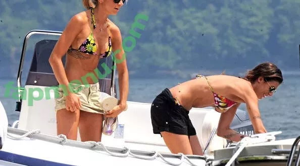 Elisabetta Canalis nude photo #0661 (JustElisabetta / littlecrumb_)